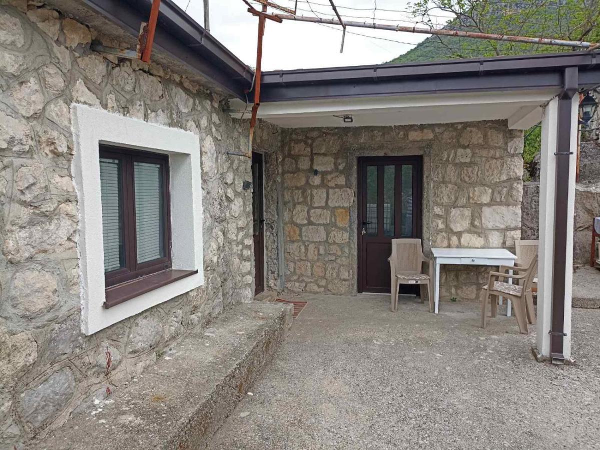 Feel The Karuch Cetinje Exterior foto